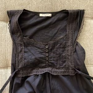 Black sleeveless top